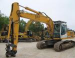   LIEBHERR R924   1