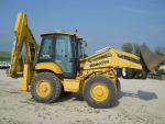      - KOMATSU WB 97S