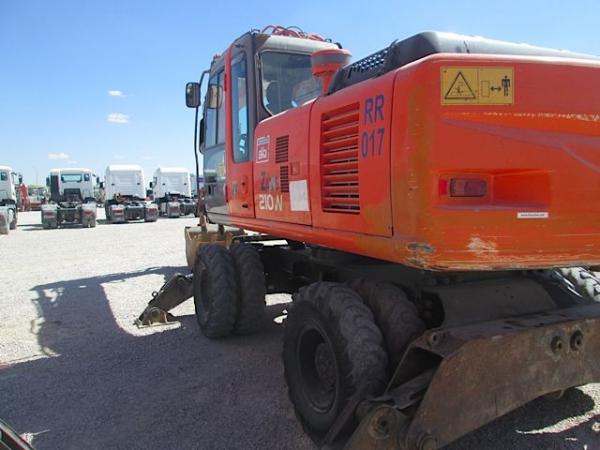 : HITACHI   Hitachi ZX210W