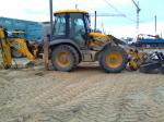 JCB JCB - 4CX - 2014   4900 /   3