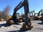 VOLVO Гусеничный экскаватор Volvo EC240BLC (149) Фото № 3