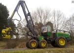  JOHN DEERE 1170E   1